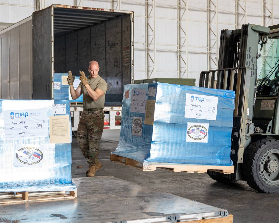 As UN appeals for aid for Haiti, Pentagon sends in another military flight with supplies