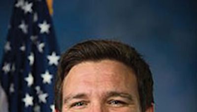 DeSantis signs bills to allow chaplains, patriotic groups in schools