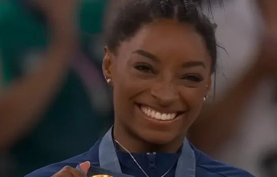 Simone Biles Tooth Gems: What Are The Diamonds on Her Teeth?