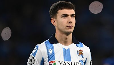 Martin Zubimendi: Local news in Spain drops a MAJOR update on Liverpool transfer