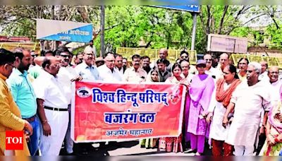 Jain, Hindu groups demand ASI open Adhai Din Ka Jhopra to all | Ajmer News - Times of India