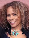 Rachel True