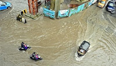 Mumbai: Incessant heavy rain continues...