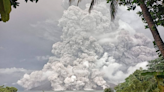 噴不停！印尼魯昂火山「最高級警戒」 近萬居民被迫永久搬離