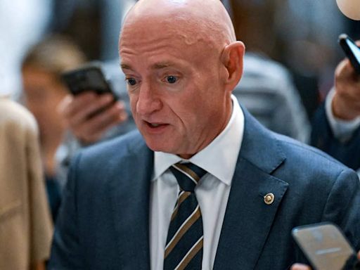 Will Mark Kelly be surprise Democrat candidate as Barack Obama thinks Kamala Harris can't beat Donald Trump? The Inside Story