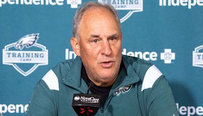 Eagles' Nick Sirianni pleased with defensive stands vs. Packers: DC Vic Fangio 'is as advertised'