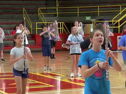 Mater Dei High School band rehearses before Indy 500