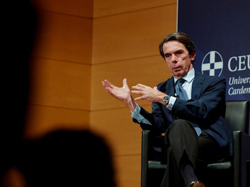 Aznar llama "gran farsante" a Pedro Sánchez por "engañar y mentir" tras sus 5 días de reflexión: "Es una especie de caudillo populista"