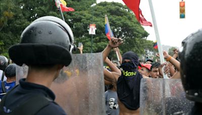 VIDEOS: Miles de manifestantes protestan en las calles de Venezuela contra Maduro "¡Que entregue el poder!"