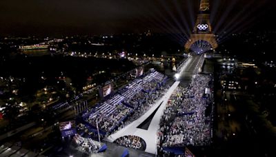 Una lluvia de estrellas protagonizan la espectacular apertura de los JJOO de París