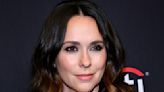 After Being Called “Unrecognizable” In Recent Photos, Jennifer Love Hewitt Says “Aging In Hollywood Is Really Hard”