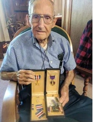 Before he passed away, WWII veteran from Hull recalls storming the beach on D-Day