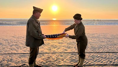 El sol sale sobre las playas de Normandía en el 80vo aniversario del Día D