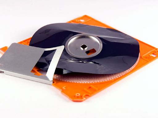 Japan’s government says goodbye to floppy disks