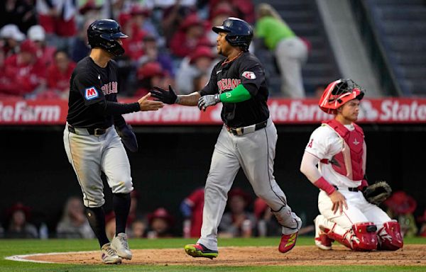 Back-to-back-to-back: Guardians become 1st team in the majors this season to hit 3 straight homers