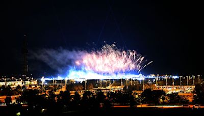 Eigenes Stadion samt Volksfest: Adele lässt es krachen