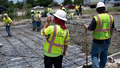 Lack of worker heat protections despite rising temperatures leave patchwork of guidelines, put workers in danger