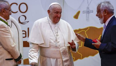 Así fue la recepción del papa Francisco en Timor Oriental, segundo país de mayoría católica de Asia después de Filipinas