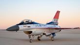 Air Force F-16 Viper Demonstration Team unveils new paint scheme for aircraft’s 50th anniversary