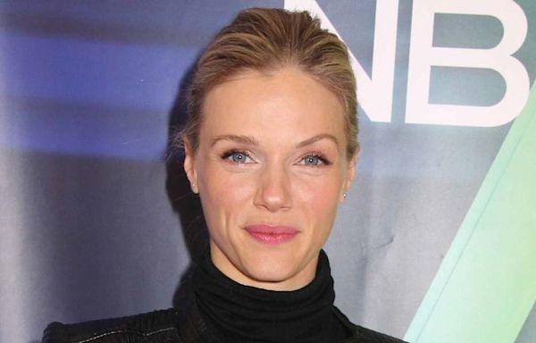 Tracy Spiridakos Honors ‘Chicago PD’ Finale in Behind-the-Scenes Photo With Marina Squerciati: ‘Buckle Up’