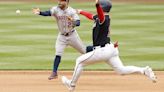 Astros bring sense of urgency into series vs. Cubs