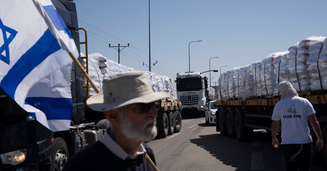 Aid for Gazans Has Come to a Near-Total Halt