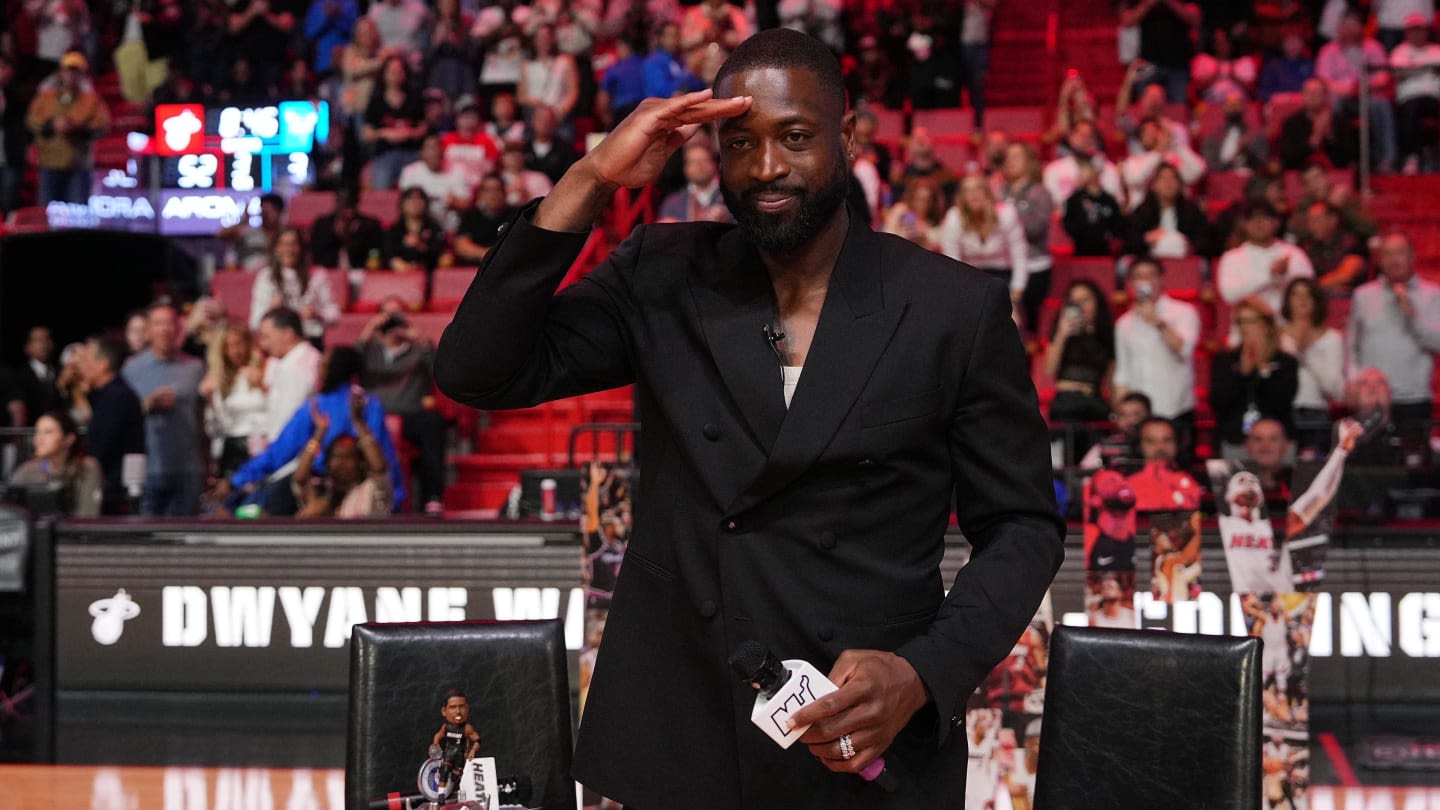 NBA Fans Roast Miami Heat Legend Dwyane Wade Over Pre-Draft Photo Shoot