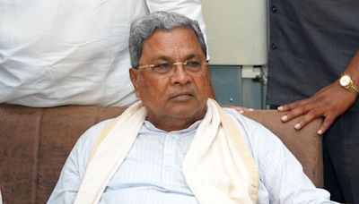 Court orders Lokayukta probe against Siddaramaiah