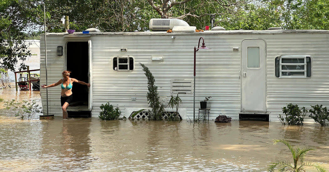 One Dead in Texas as Rain Pummels Parts of the State