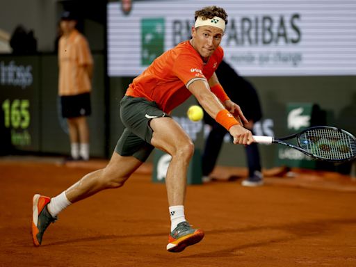 El brasileño Meligeni Alves cede en tres sets ante Casper Ruud, séptimo del mundo