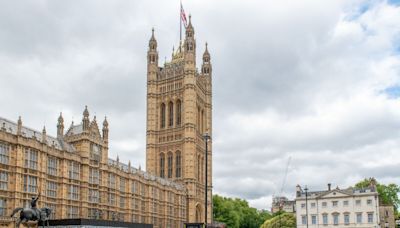 With Three Days to UK Vote, Labour Maintains 21-Point Poll Lead