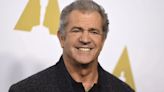 El sorpresivo regreso de Mel Gibson a la dirección: una avioneta, la mafia y un piloto con doble cara