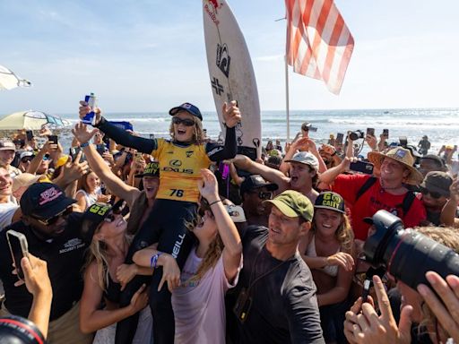 18-year-old US surfer Caitlin Simmers makes history becoming surfing’s youngest female world champion