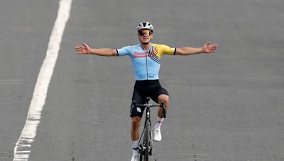 Evenepoel gana el ciclismo de ruta y suma segundo oro en París