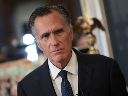 Romney on Vance in 2023 book: "It's not like you’re going to be famous and powerful"