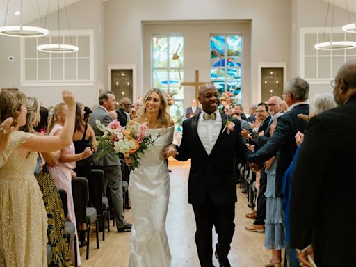 SC Sen. Tim Scott is no longer a bachelor as he ties the knot in Mt. Pleasant ceremony
