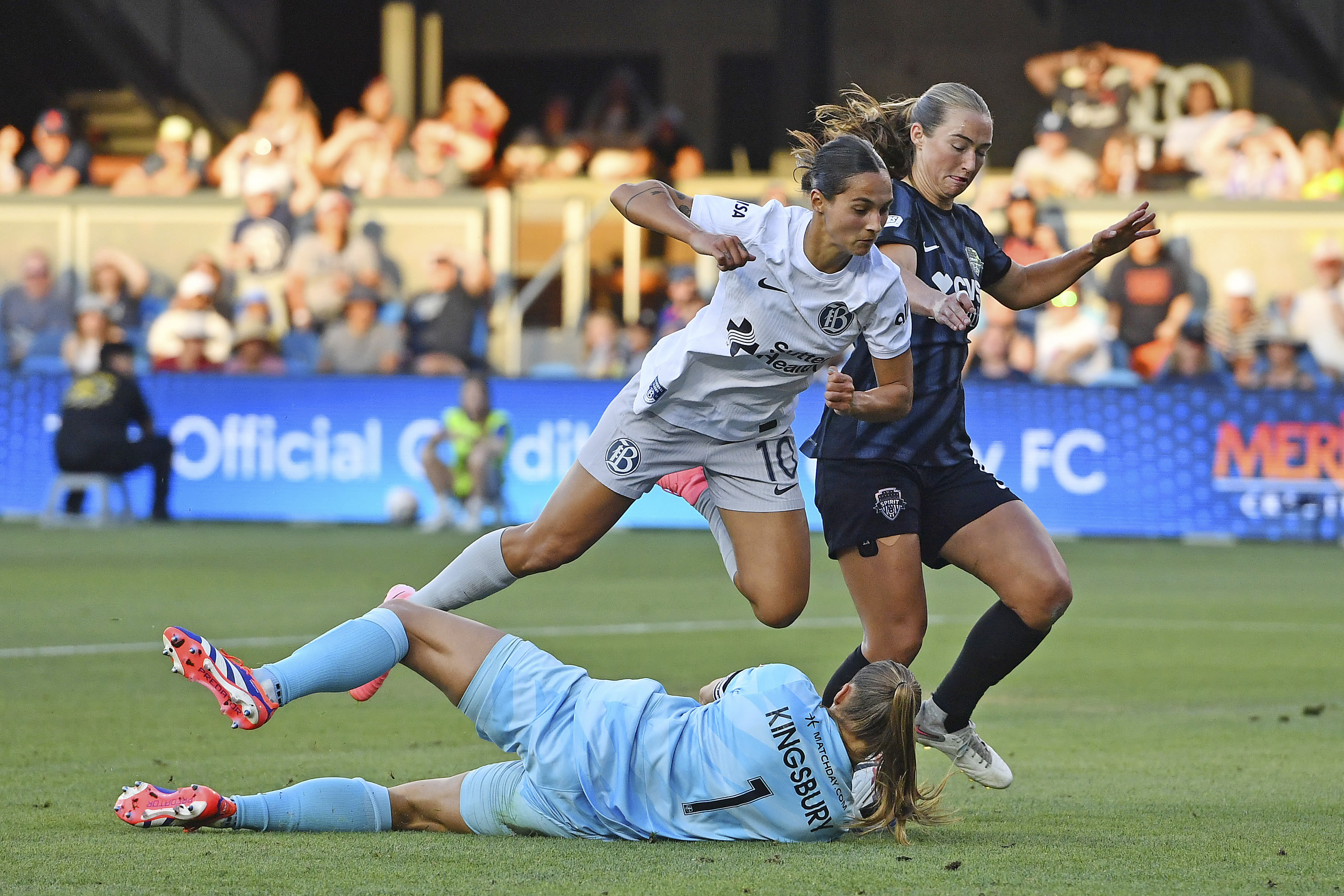 NC Courage rally in second half, beat Racing Louisville 3-1 for third straight win