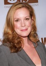 Elizabeth Perkins