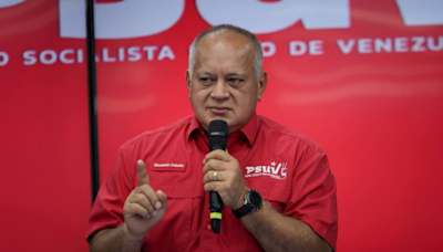 Cabello responde a Machado: No está en condiciones de negociar nada