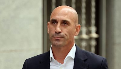 Luis Rubiales será juzgado por el beso que le dio a Jenni Hermoso - El Diario NY