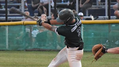 Saugerties scores three runs in eighth, beats DiamondDawgs 5-4 in PGCBL playoff game