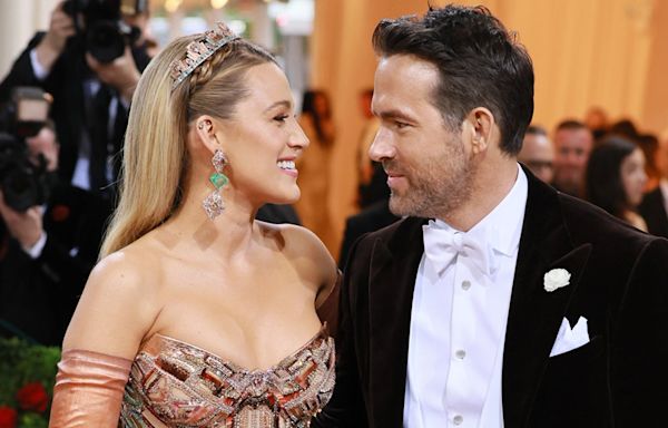 Blake Lively Tells Ryan Reynolds 'Stop Missing Me' in Sweet Instagram Shout-Out