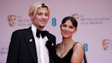 Matthew Modine del reparto de "Stranger Things" oficiará la boda de Millie Bobby Brown