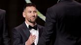 Balón de Oro 2023: el invitado inesperado que acompañó a Leo Messi y Antonela en la gala y arrasó con su look