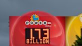 The winner of the $1.76bn Powerball jackpot may only get $575 million after taxes if they take the lump-sum option