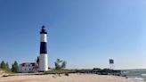 Busy Lake Michigan lighthouse adds extra bus days ahead of state park closure