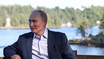 Putin felicita a Maduro por la reelección y le recuerda que es "bienvenido" en Rusia