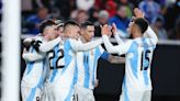 La selección argentina goleó a El Salvador en un amistoso en el comienzo de la gira por los Estados Unidos