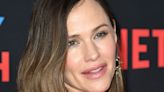 At 51, Jennifer Garner Says This Serum Will Give You A ‘New Head Of Hair’