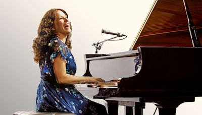 Review: BEAUTIFUL: THE CAROLE KING MUSICAL at Broadway Rose